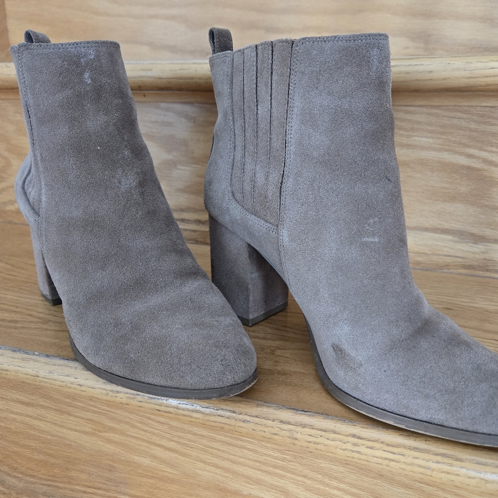 Saks Fifth Avenue boots